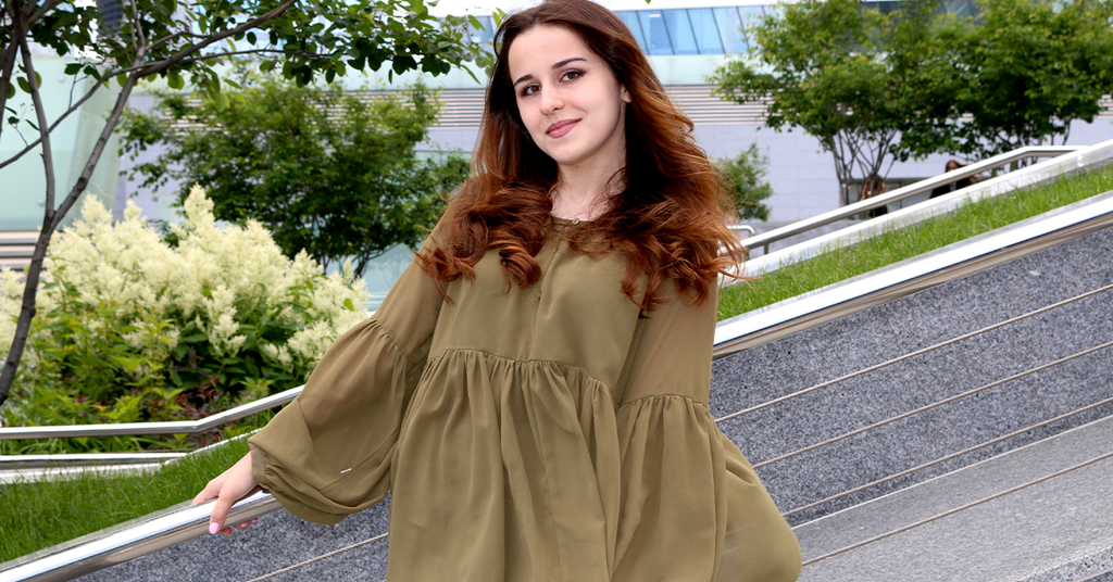 Chiffon blouse: A classic garment that you need in your wardrobe