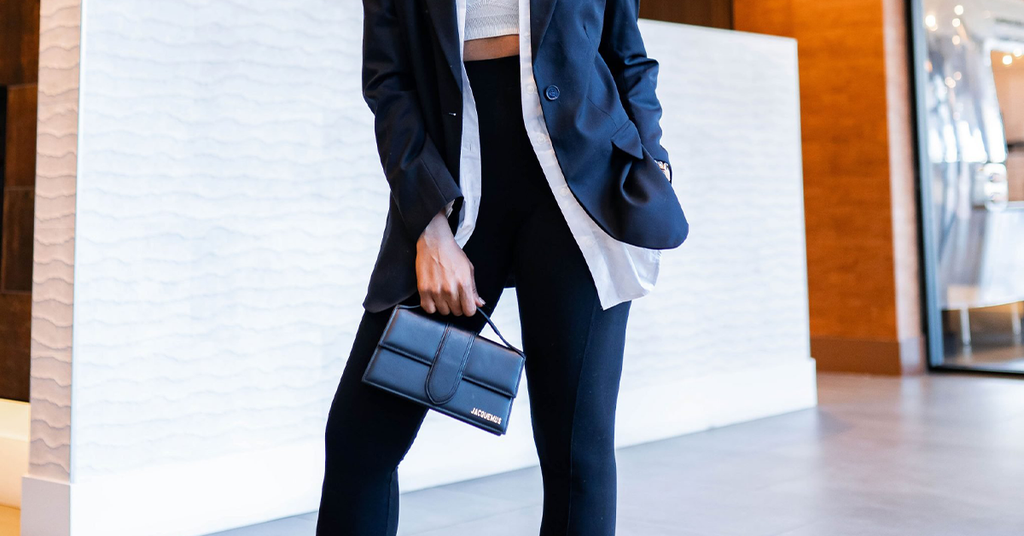 How to Wear Leggings: Stirrup Leggings Are the Comfy Fashion Trend to Try