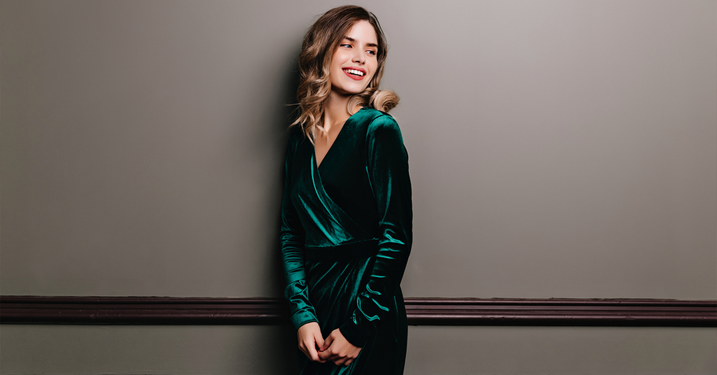 What to wear with a Velvet Green Dress – Onpost