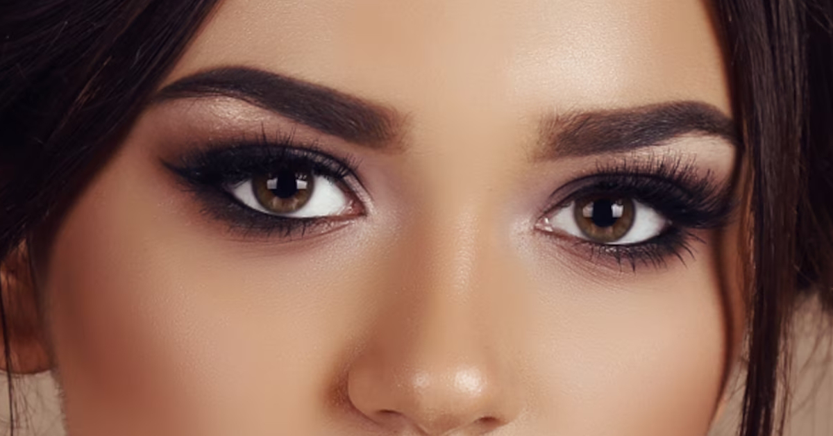 Complete Your Brown Smokey Eye Look