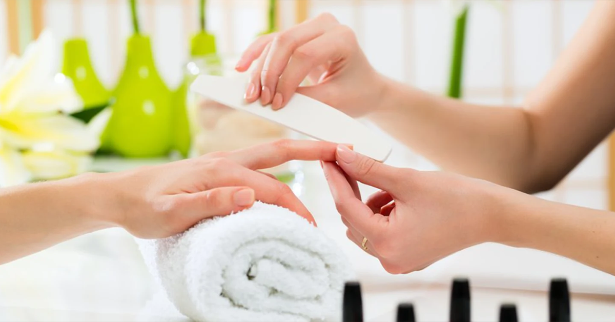 Why Should You Give Mom a Nail Spa as a Gift?