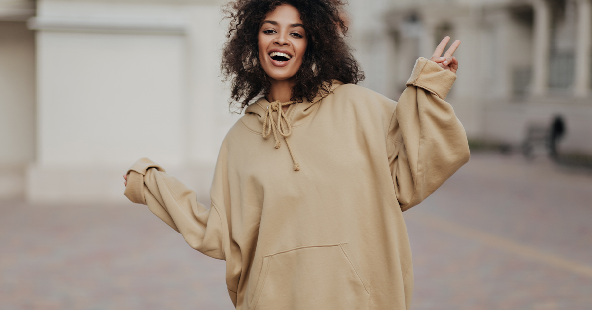 Get the secret to look stylish wearing Oversized Sweatshirts Onpost