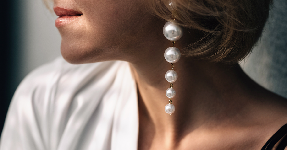 Pearl Hoop Earrings for an Everyday Look
