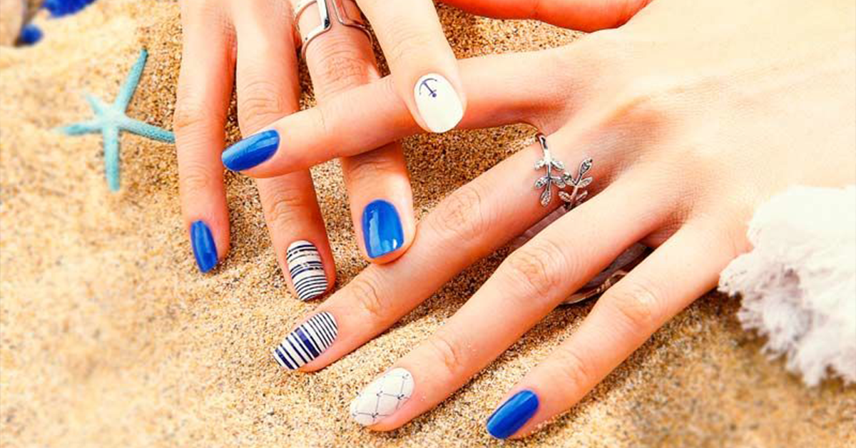 How to Do a Manicure With OOTD Nail Stickers