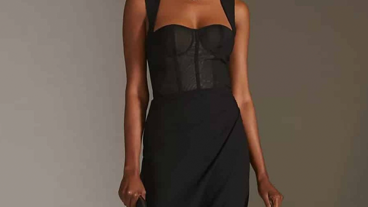 Corset maxi dress the sexiest trend of the year