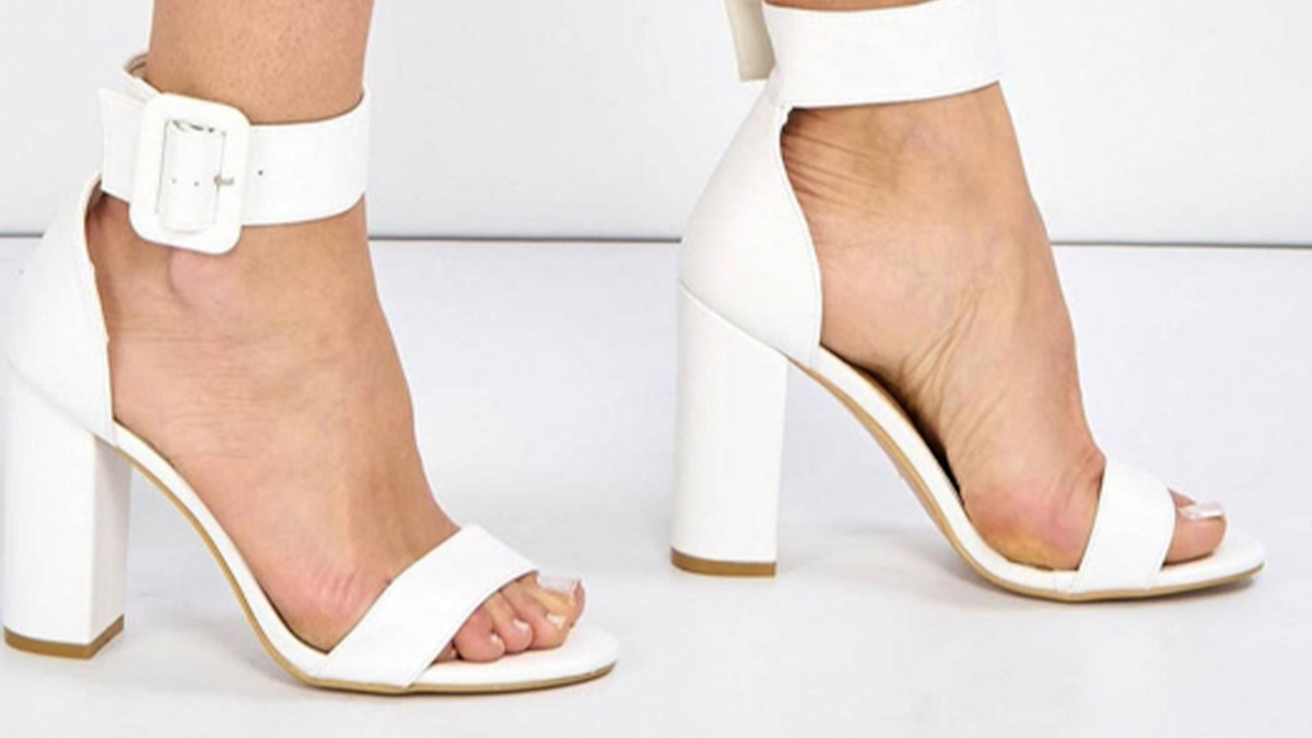 The best styling tips to wear white block heels