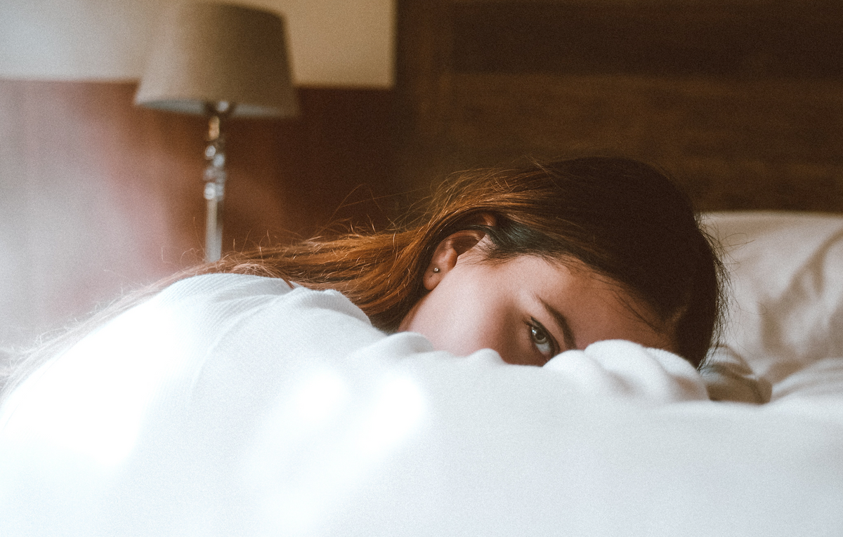 Se me dificulta dormir, ¿cómo puedo combatir el insomnio?