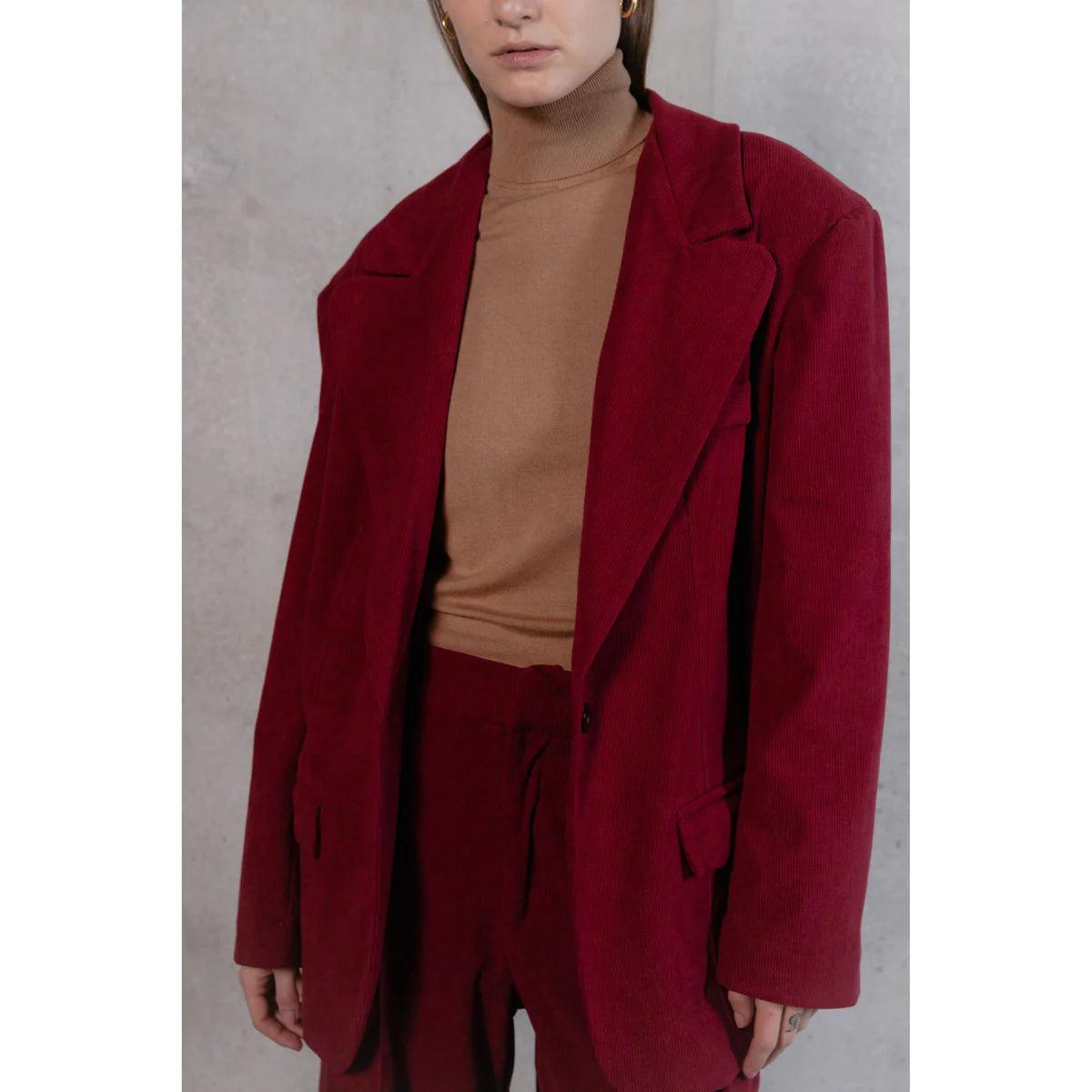 An Unique Color: How to Style Burgundy?