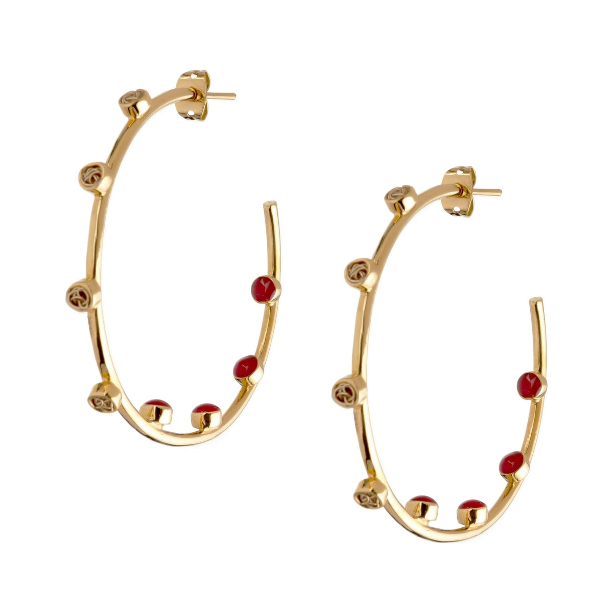 Stylish light gold hoop earrings with a blend of modern design elements and carefully enamel details