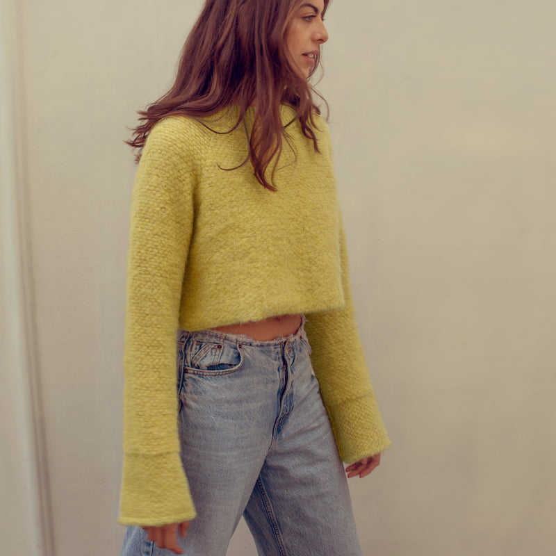 Nube yellow cropped sweater