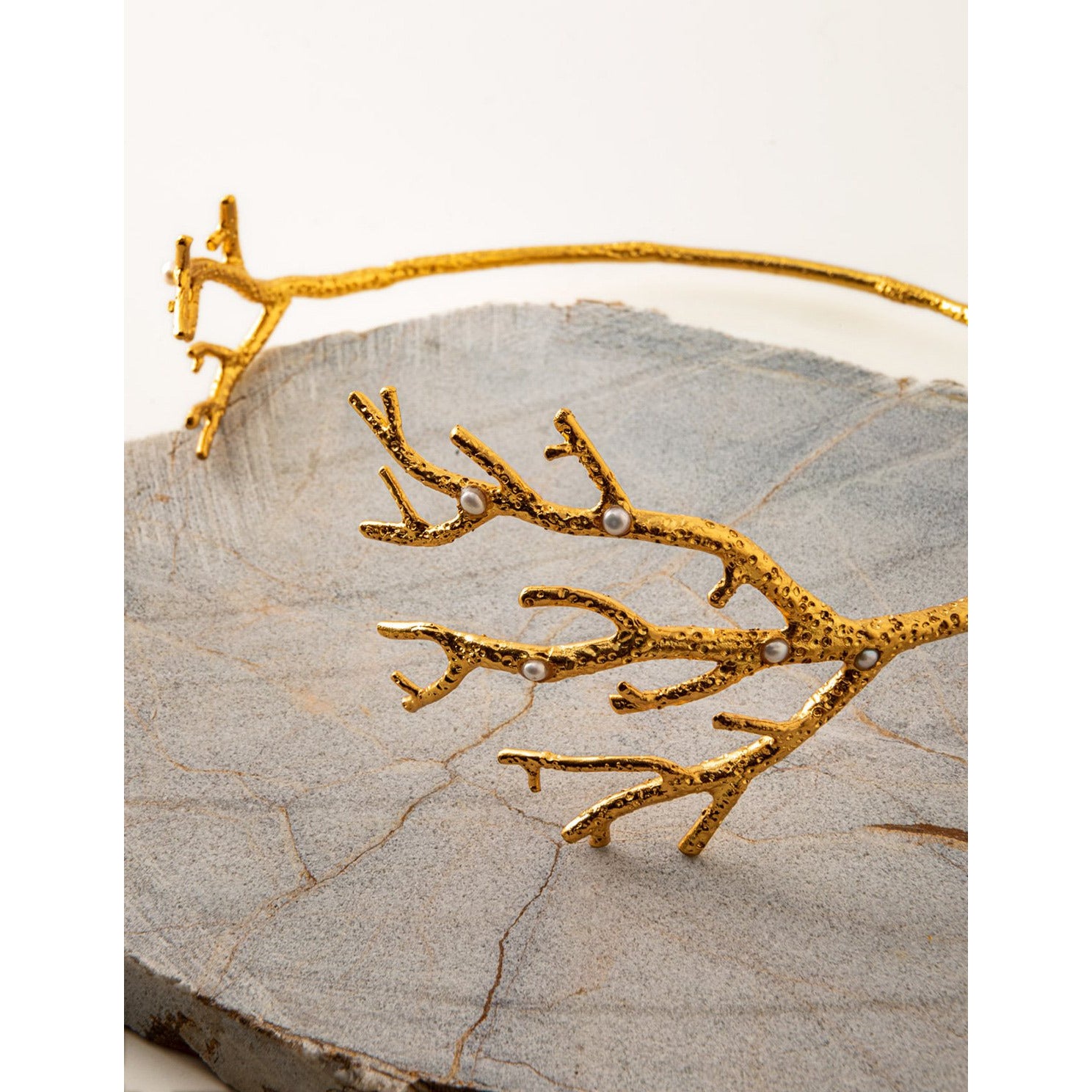 Aura Choker