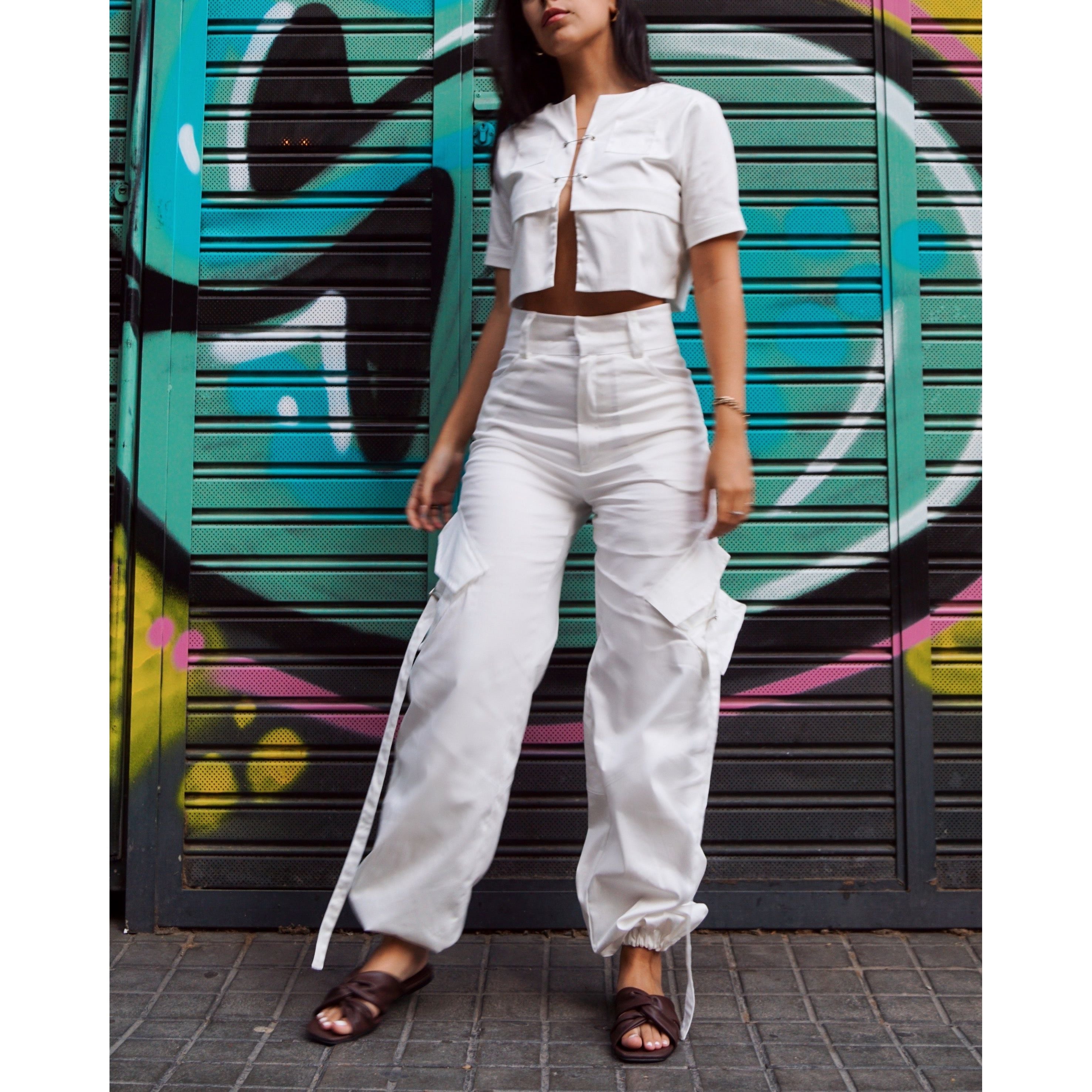 White Crop Top, an Essential Piece for Hot Days – Onpost